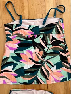 Woman’s /junior  2 pc swim suit