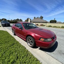 2002 Ford Mustang