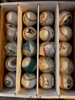 baseballs 