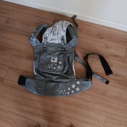 ERGObaby Baby Carrier