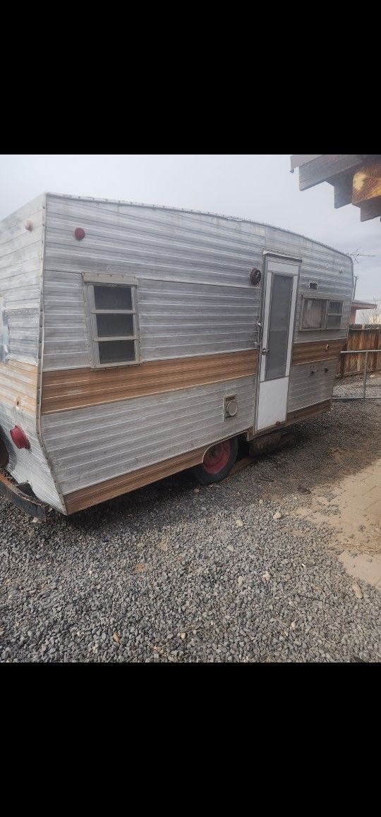 1971 Travel Trailer  16ft