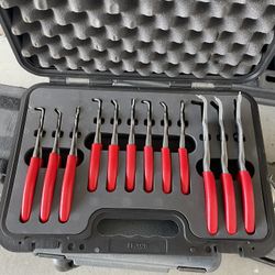 Snap On 12 pc Snap Ring Pliers Set (Red)