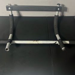 pullup bar