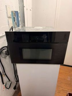 Miele Smart Speed Oven 30”Inch  Matte Black  Used Like New