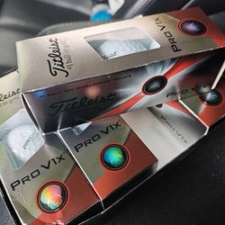 Titleist pro V1x  gold balls