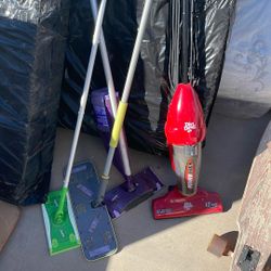 3 Swiffers And 1 Vacuum 