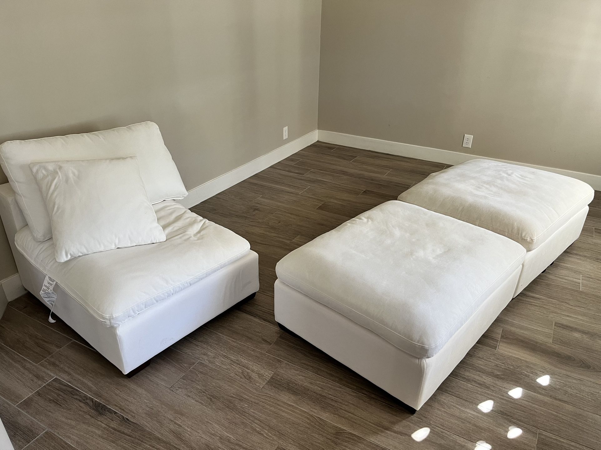 5 Piece Sectional Couch Great Condition