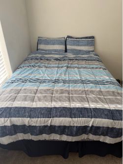 Queen size bed
