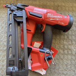 Milwaukee Nailer