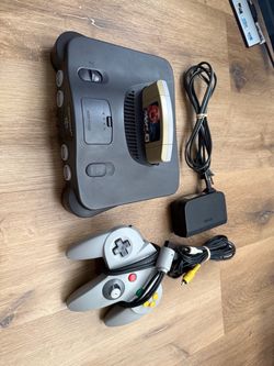 Nintendo 64 Console Bundle with Controllers and Cables