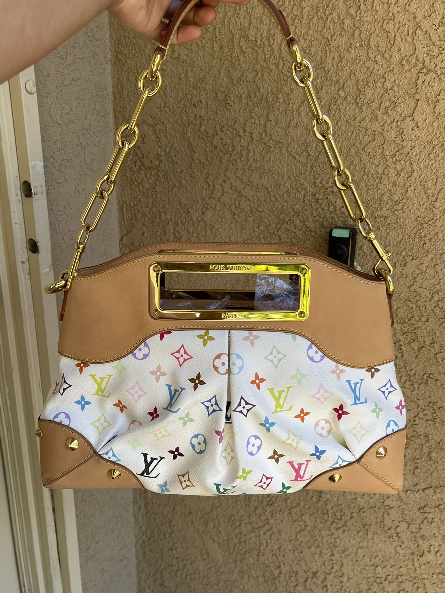 Louis Vuitton Judy mm Multicolor white for Sale in Indio, CA - OfferUp
