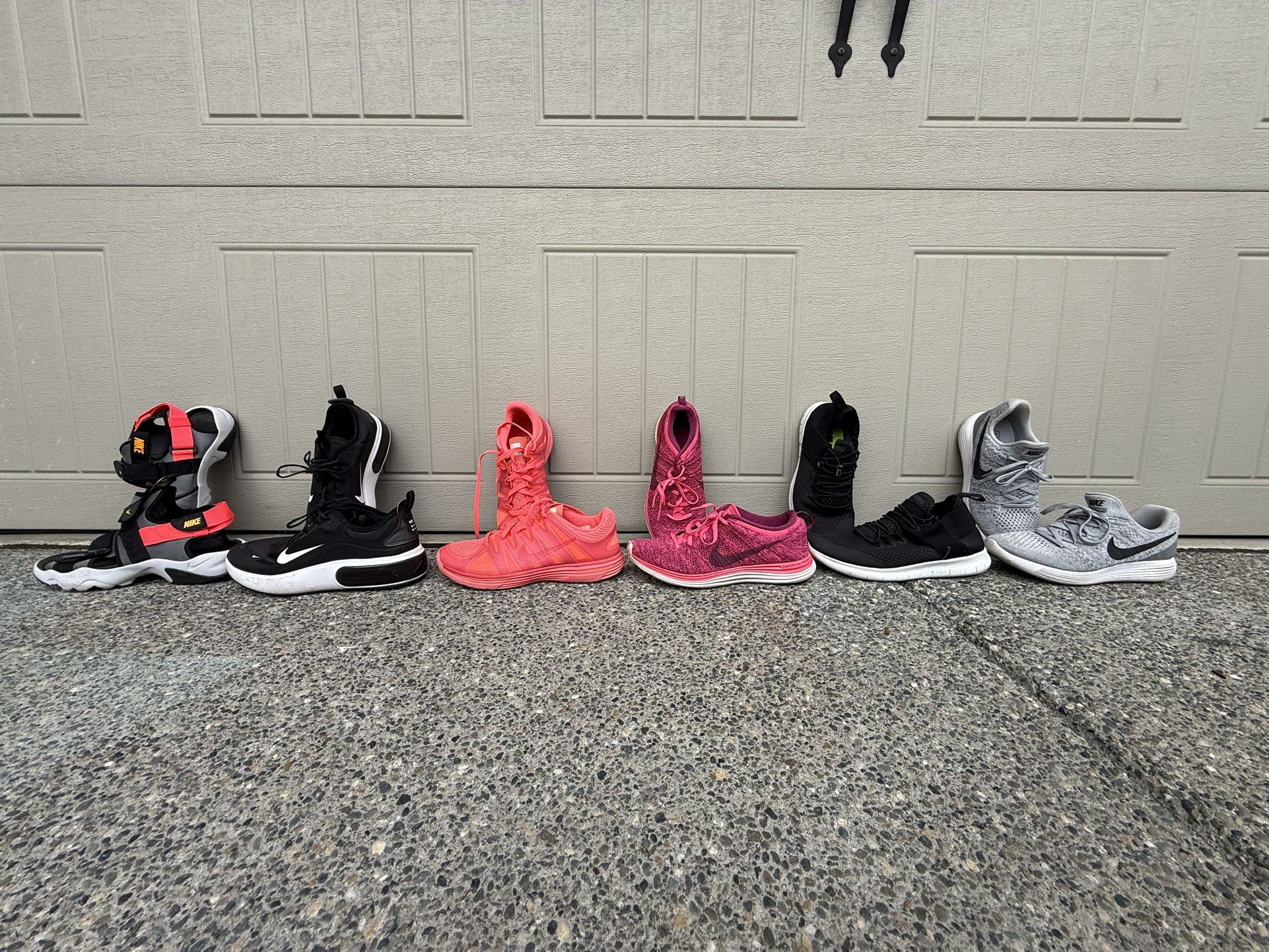 Nike Women’s Shoes (Size 8.5)