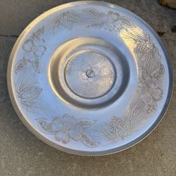 vintage hand-wrought aluminum lazy susan platter floral and pinecone Design 