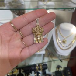 14kt Diamond Jesús Charm 1.1Ct 