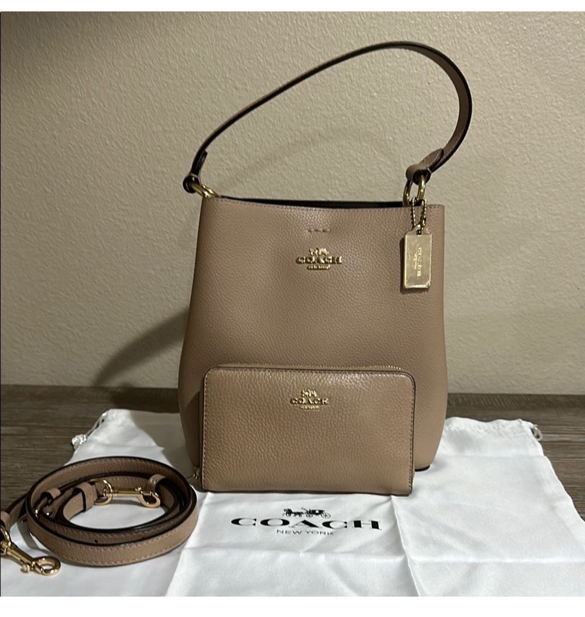 Coach Purse & Wallet