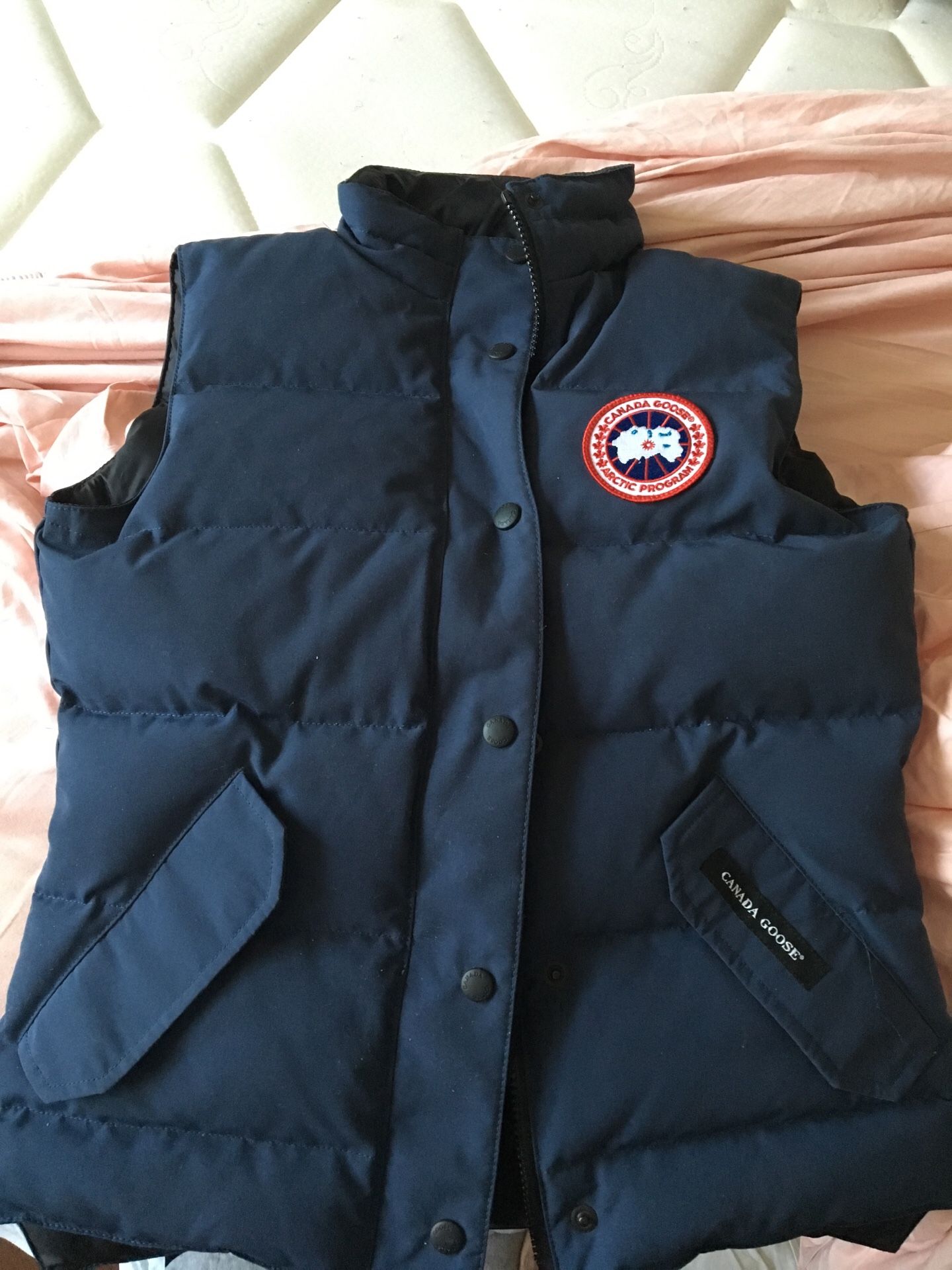 Women’s Canada goose xs