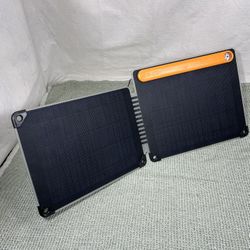 Biolite Bio Lite Light Solar Panel 10+ Power Supply Outage Phone Device USB Charger 3000 mAh 11.1 Wh Built-In Battery Foldable Travel Thin Portable Ca