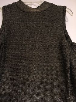 GB dress only wore once. Size xs stretches a little bit. Black , gold