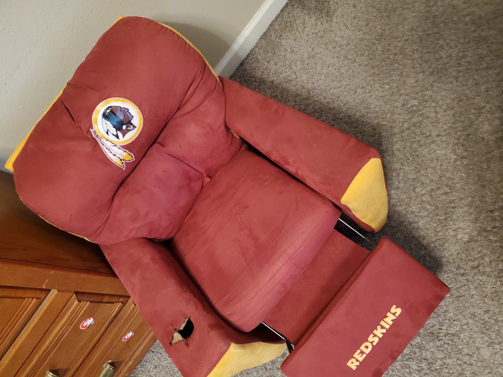 Redskins kids chair