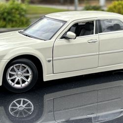 Car Model 1:18. Collectable Toys. 
