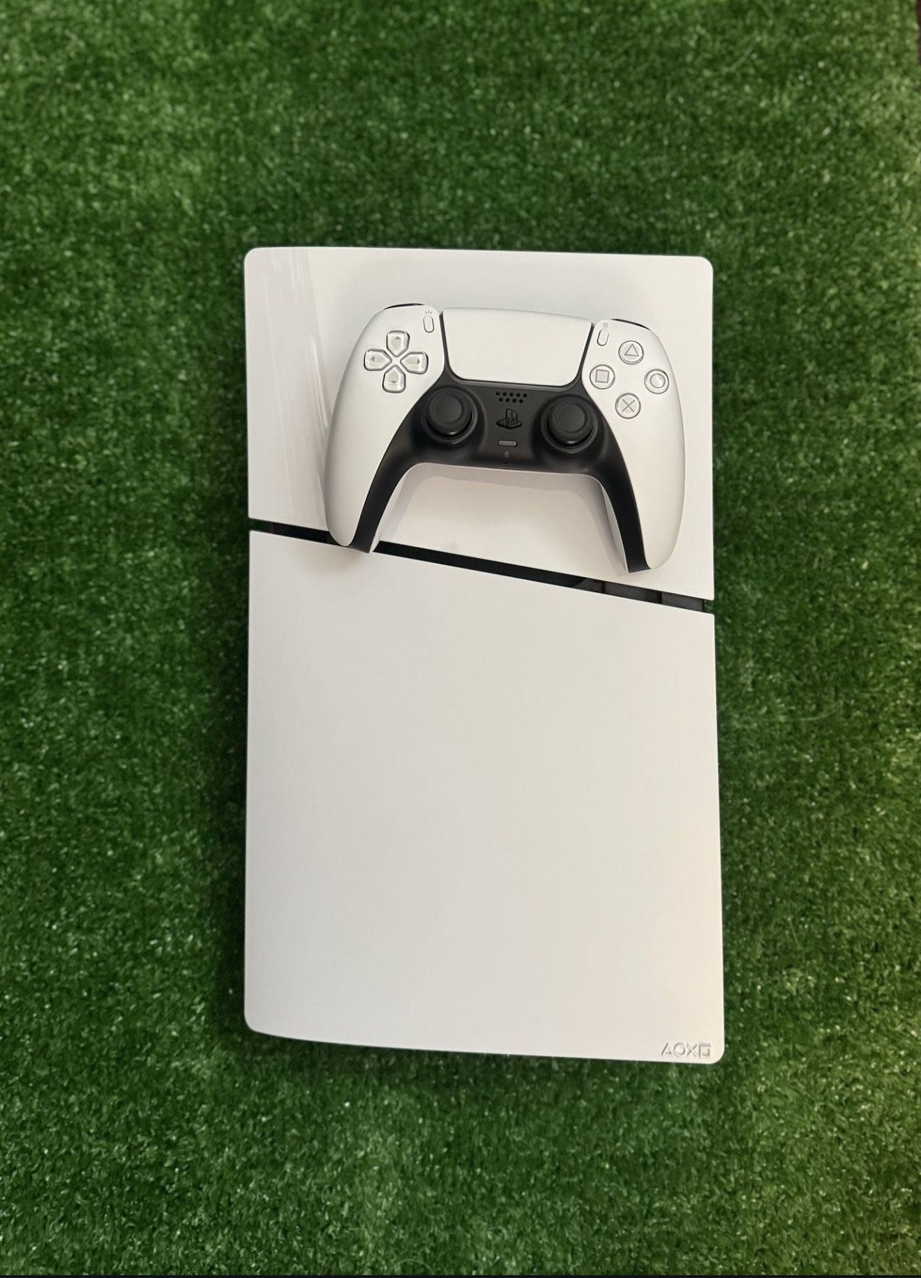 PlayStation 5 Digital Slim Close To Brand New Comes With Box 