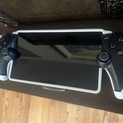 Ps5 Portal Great Condition With Cover & Box