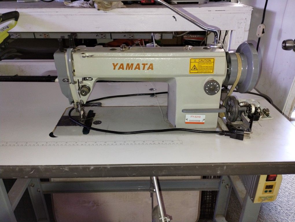 Industrial Sewing Machine