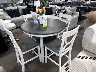Perfect dining table set! $499 🩶✨