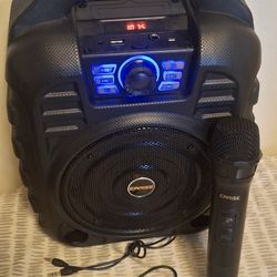 Earise Bluetooth Portable Spraker /built In Cariokee /Am I'm Radio