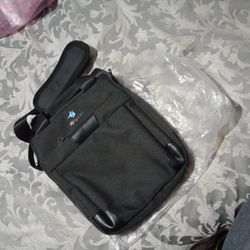 Kanga Life Tablet Or Bible Bag 20$ New 