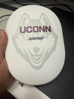 UCONN Bose Headphones