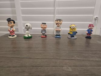 Make me an offer on all Bobble heads