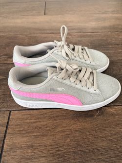 Puma Girls Low-Top Sneakers Gray and Pink 4.5