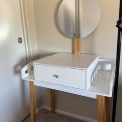 Vanity Desk 