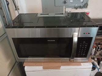Frigidaire Cabinet Microwave