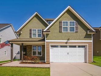 LOVELY SINGLE PROPERTY AVAILABLE NOW!!!
