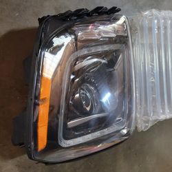 2020-22 KIA TELLURIDE - Left Headlight 