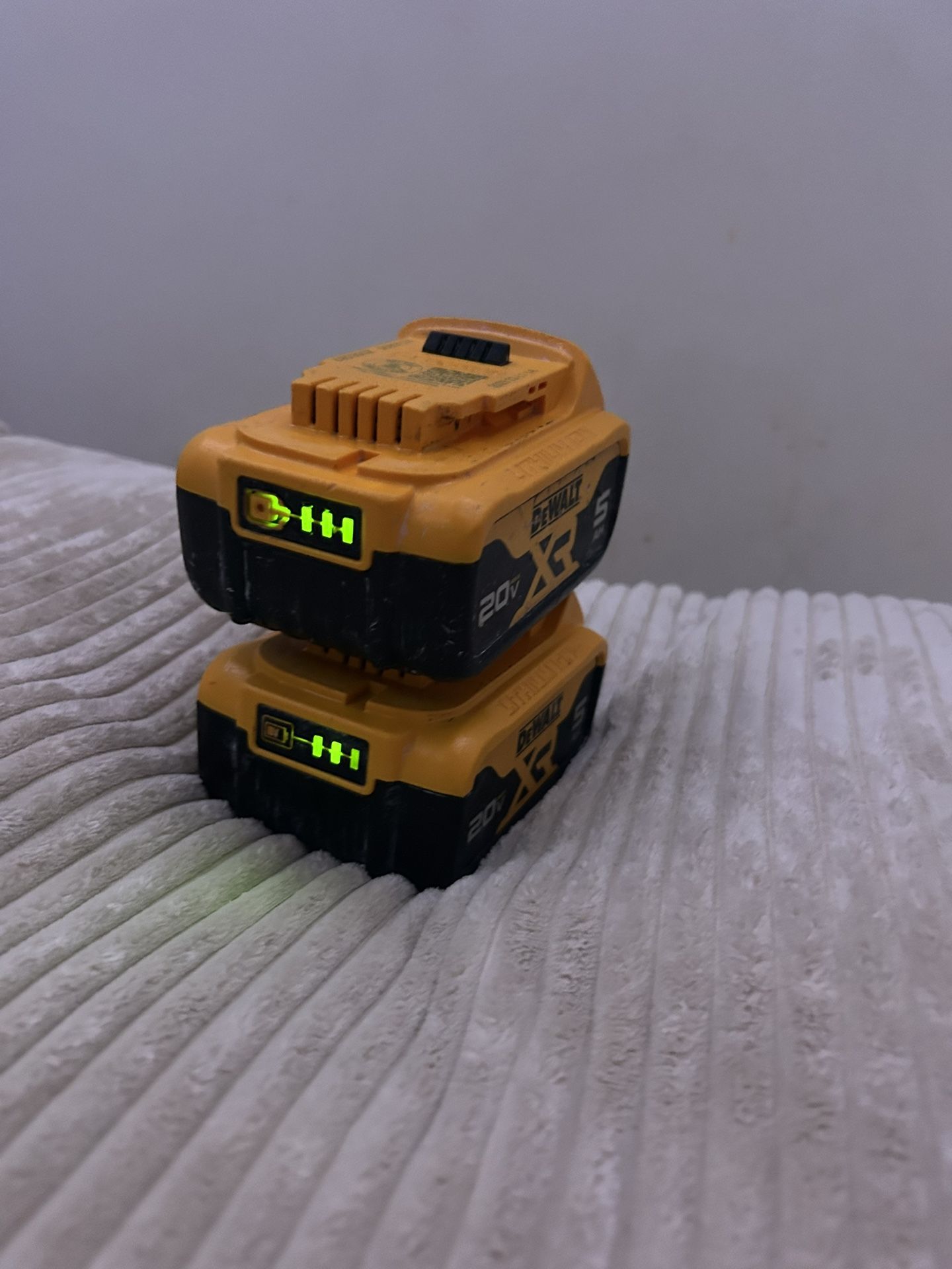 Dewalt Battery
