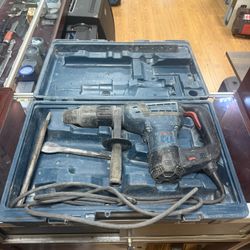 Bosch RH540M SDS-max Combination Rotary Hammer