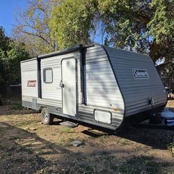 2021 Coleman 17B Camper Trailer 