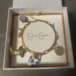 NEW In Box Jessica Simpson Gold Bracelet 