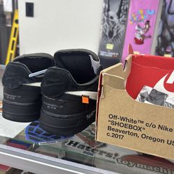 Off white air force ones 1’s low size 4