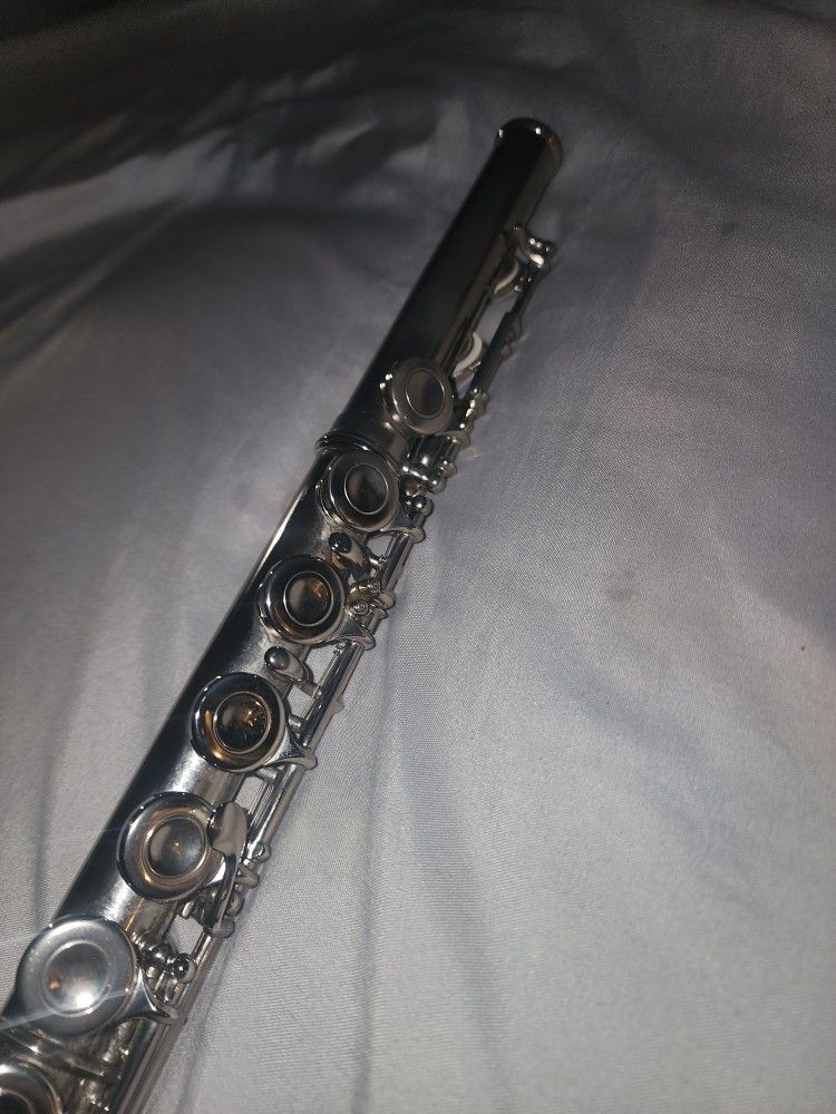 Bundy II Flute