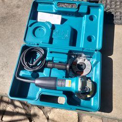 Makita grinder, like New