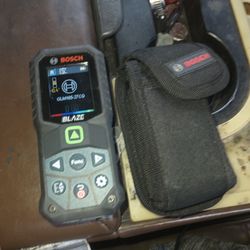 Bosch Blaze Laser Distance Measure GLM165-27CG