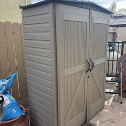 Storage shed