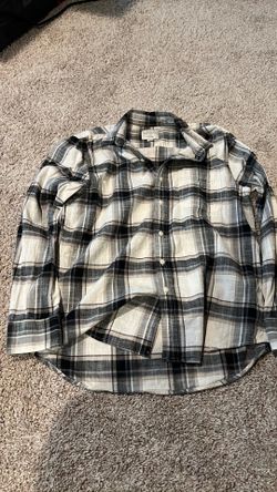 Mens American eagle button up shirt size medium