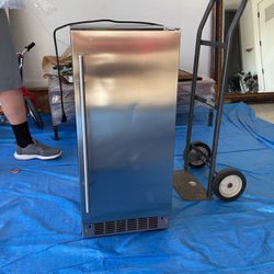 Gevi Nugget Ice Maker for Sale in Woodville, CA - OfferUp