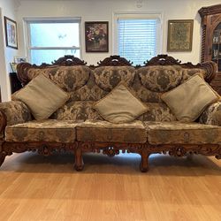 Broyhill Sofa Set