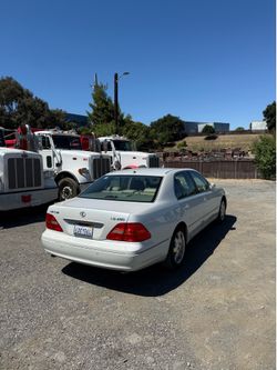 2003 Lexus LS 430